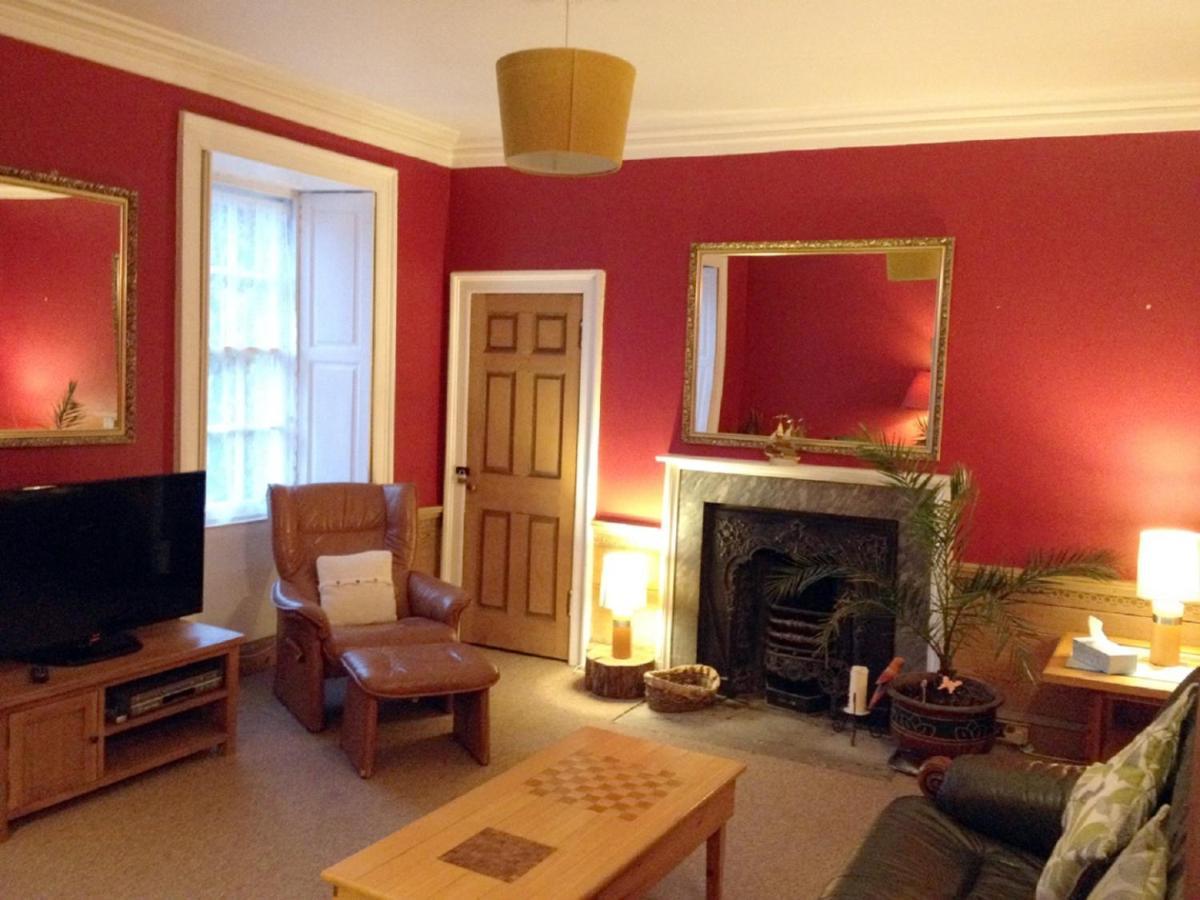 F1- Very Nice City Centre Apartment เอดินบะระ ภายนอก รูปภาพ