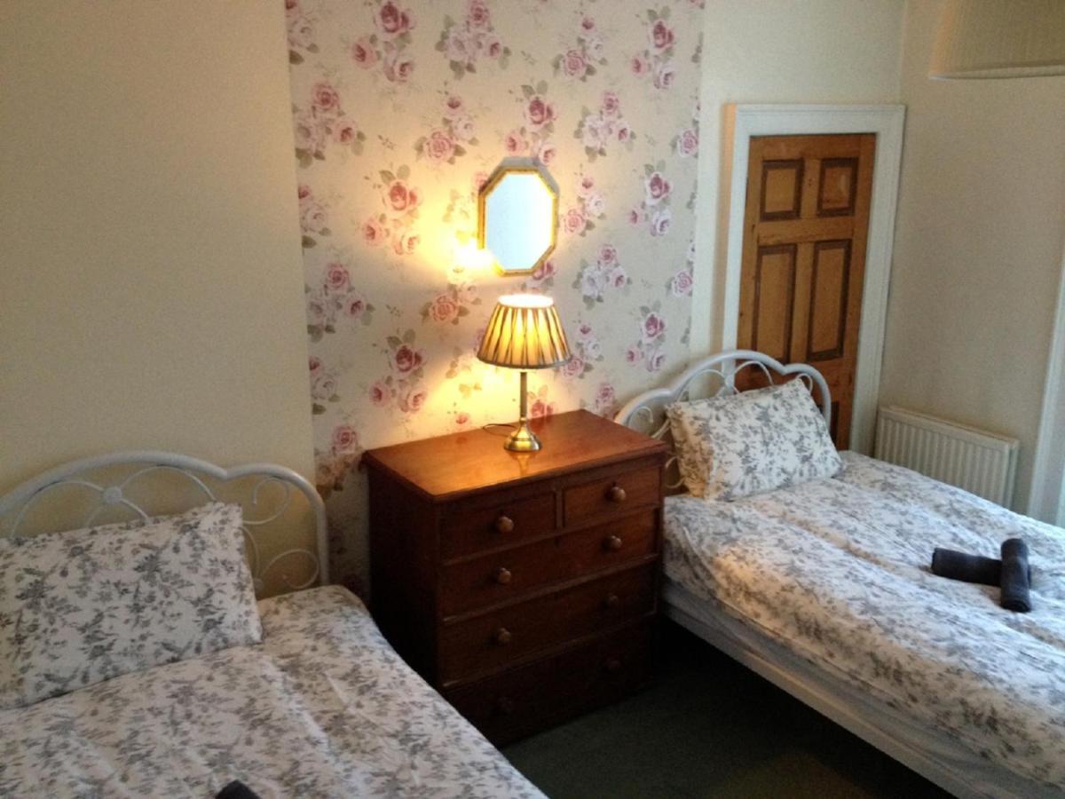 F1- Very Nice City Centre Apartment เอดินบะระ ภายนอก รูปภาพ