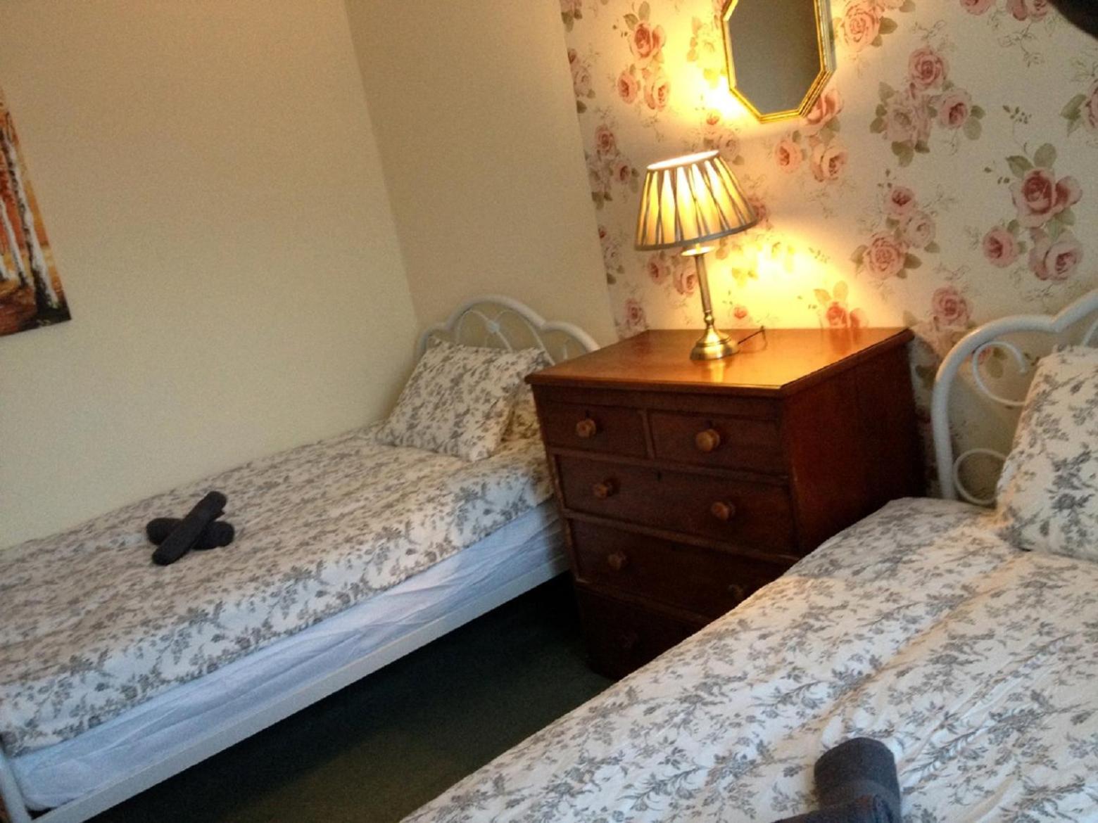F1- Very Nice City Centre Apartment เอดินบะระ ภายนอก รูปภาพ