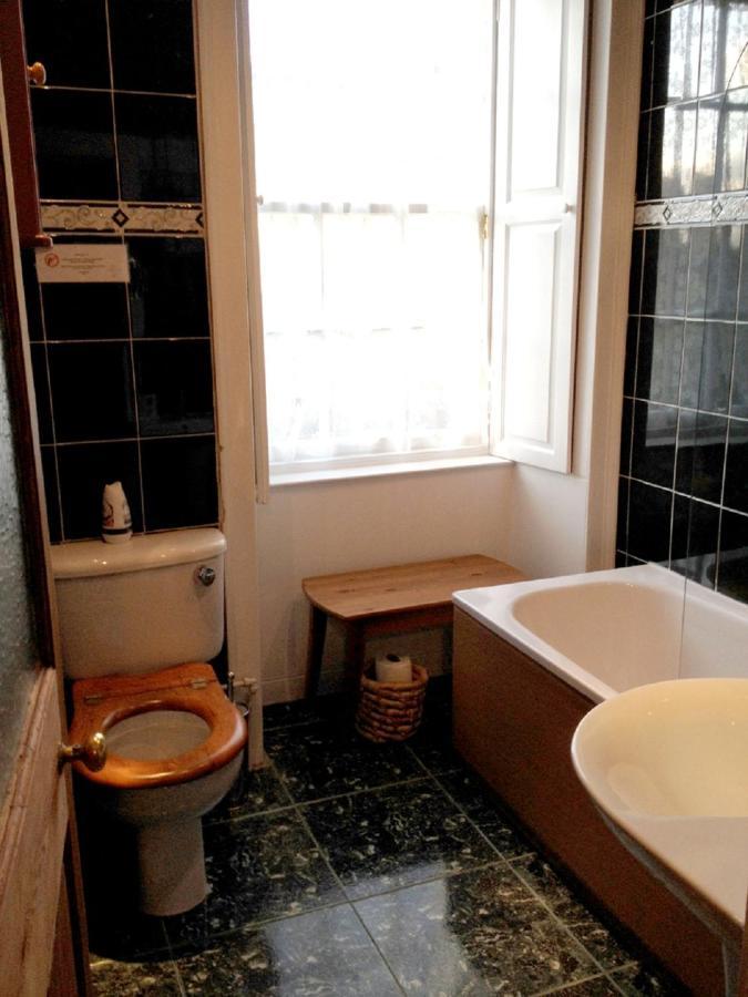 F1- Very Nice City Centre Apartment เอดินบะระ ภายนอก รูปภาพ